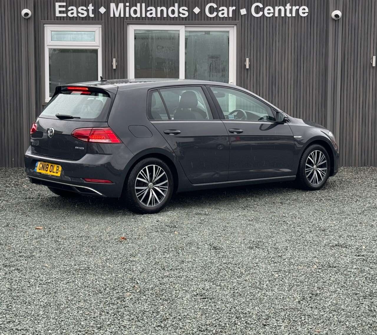 A 2018 VOLKSWAGEN GOLF 1.5 TSI EVO BlueMotion Tech SE Hatchback 5dr Petrol Manual Euro 6 (s/s) (13 A 2018 VOLKSWAGEN GOLF 1.5 TSI EVO BlueMotion Tech SE Hatchback 5dr Petrol Manual Euro 6 (s/s) (13