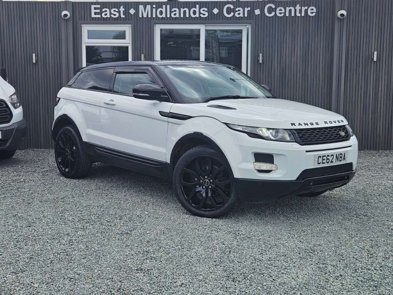 A 2012 LAND ROVER RANGE ROVER EVOQUE 2.2 SD4 Pure Coupe 3dr Diesel Auto 4WD Euro 5 (190 ps) A 2012 LAND ROVER RANGE ROVER EVOQUE 2.2 SD4 Pure Coupe 3dr Diesel Auto 4WD Euro 5 (190 ps)