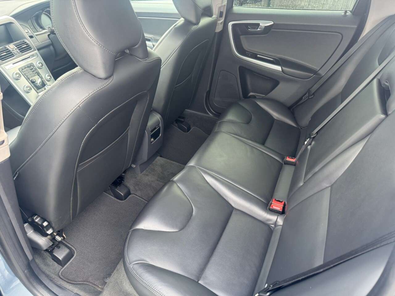 2017 VOLVO XC60 2017 VOLVO XC60