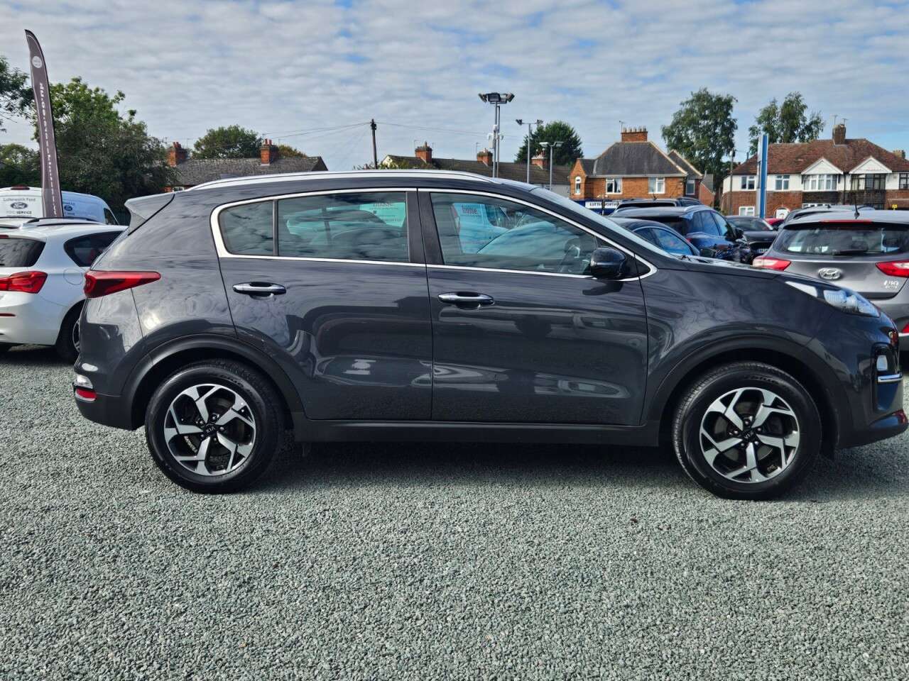 A 2018 KIA SPORTAGE 1.6 GDi 2 SUV 5dr Petrol Manual Euro 6 (s/s) (130 bhp) A 2018 KIA SPORTAGE 1.6 GDi 2 SUV 5dr Petrol Manual Euro 6 (s/s) (130 bhp)