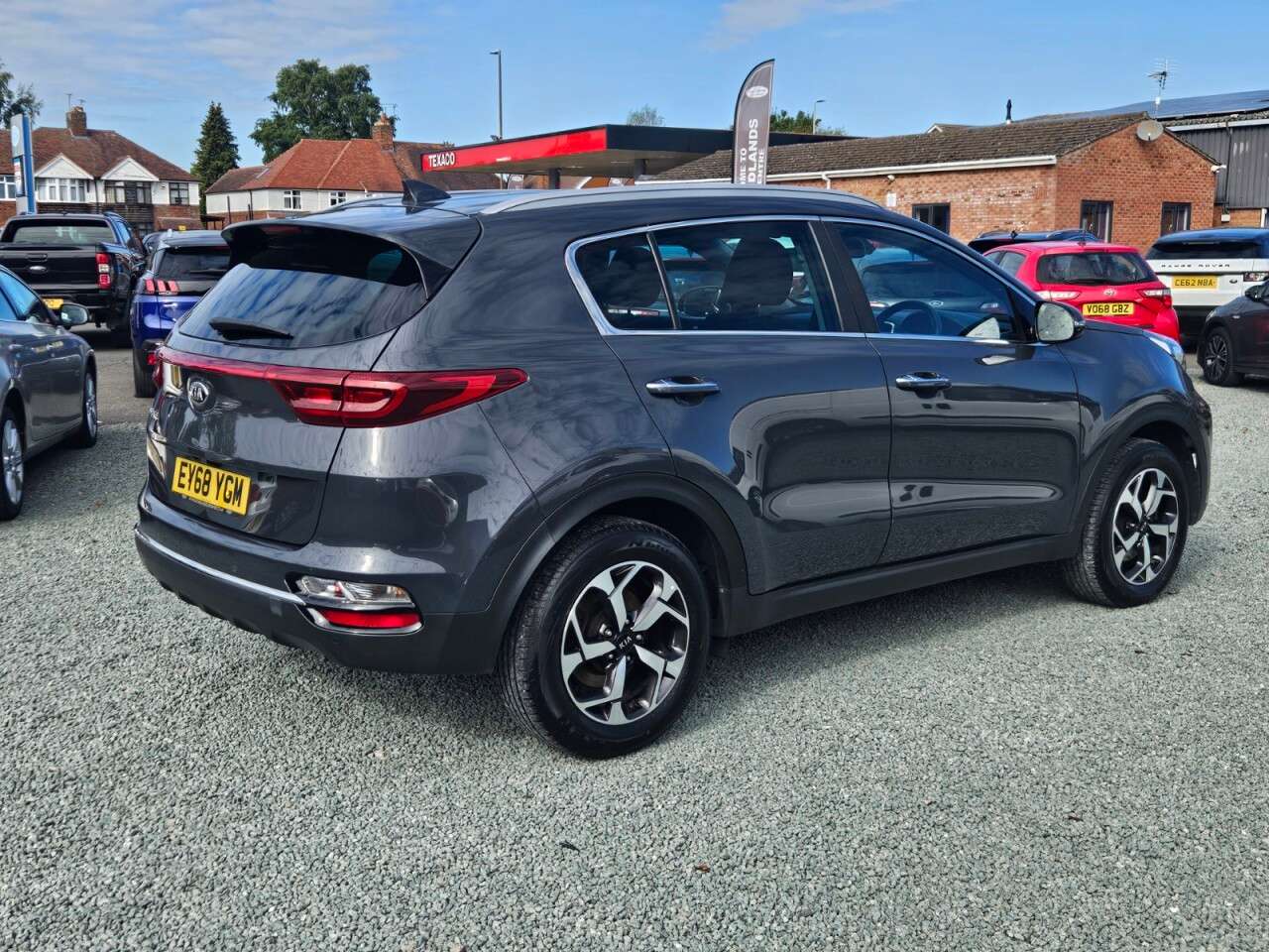 A 2018 KIA SPORTAGE 1.6 GDi 2 SUV 5dr Petrol Manual Euro 6 (s/s) (130 bhp) A 2018 KIA SPORTAGE 1.6 GDi 2 SUV 5dr Petrol Manual Euro 6 (s/s) (130 bhp)