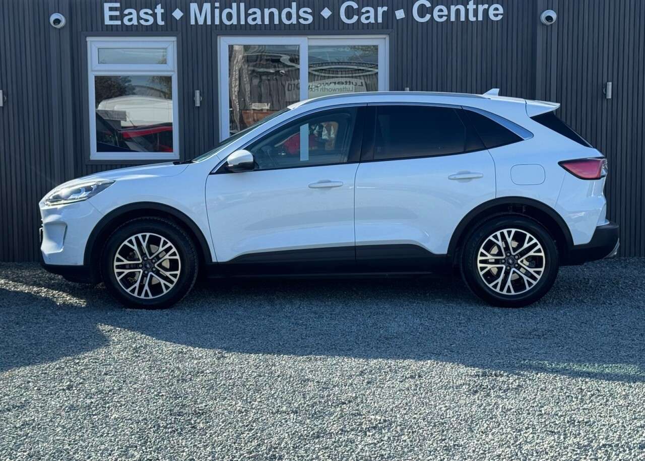 2022 FORD KUGA 2022 FORD KUGA