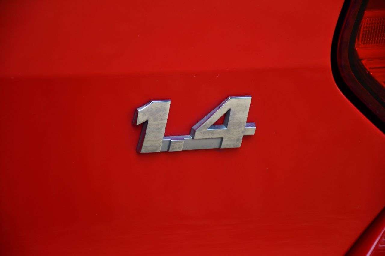 2014 VOLKSWAGEN POLO 2014 VOLKSWAGEN POLO