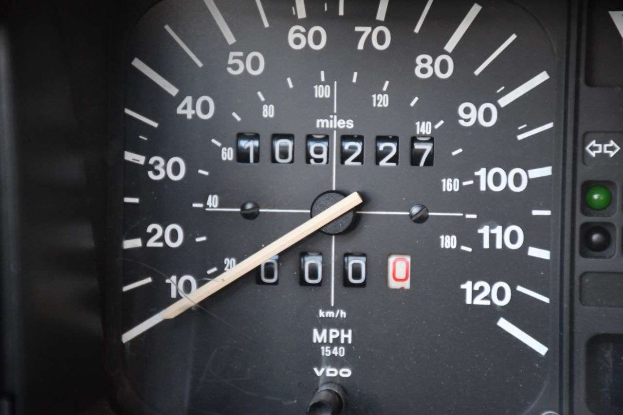 A 1987 VOLKSWAGEN GOLF CLIP CABRL A 1987 VOLKSWAGEN GOLF CLIP CABRL