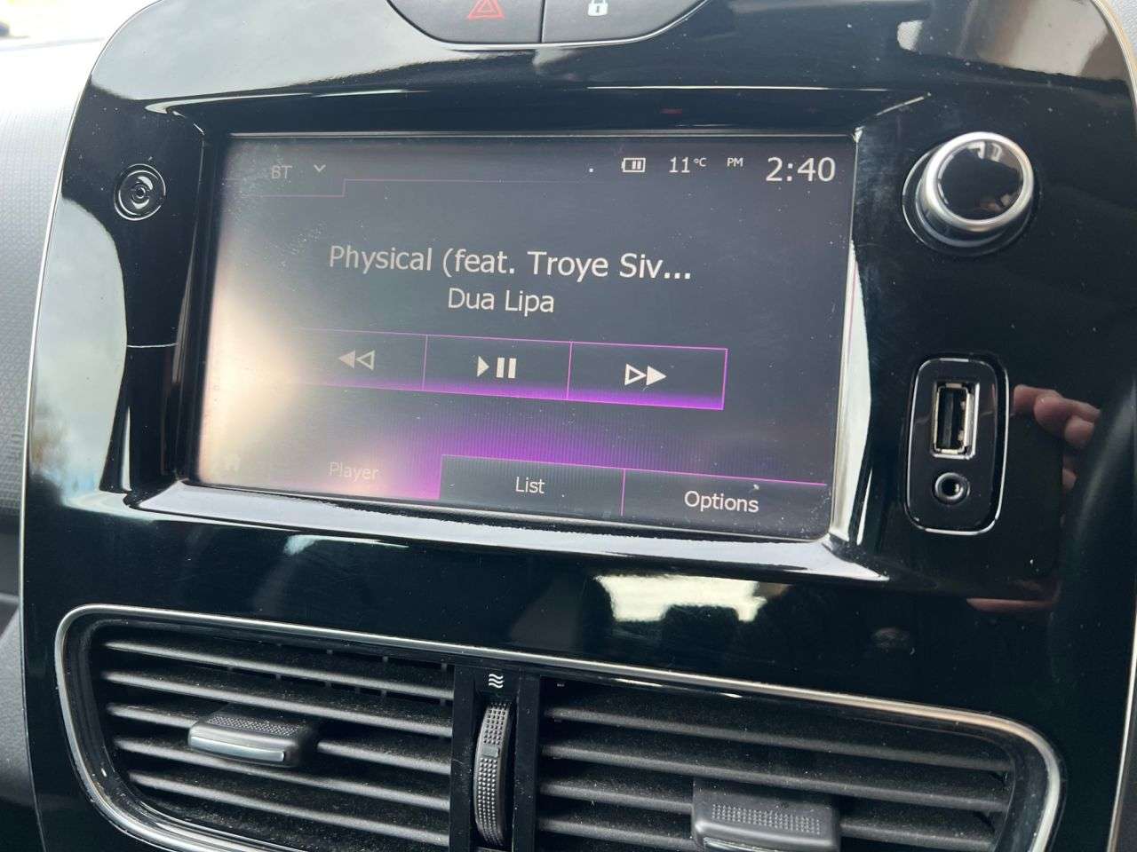 2018 RENAULT CLIO 2018 RENAULT CLIO