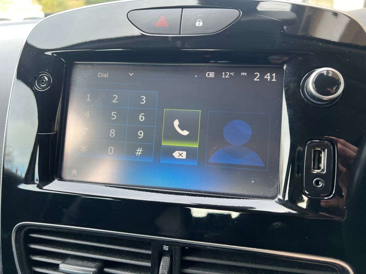 2018 RENAULT CLIO 2018 RENAULT CLIO