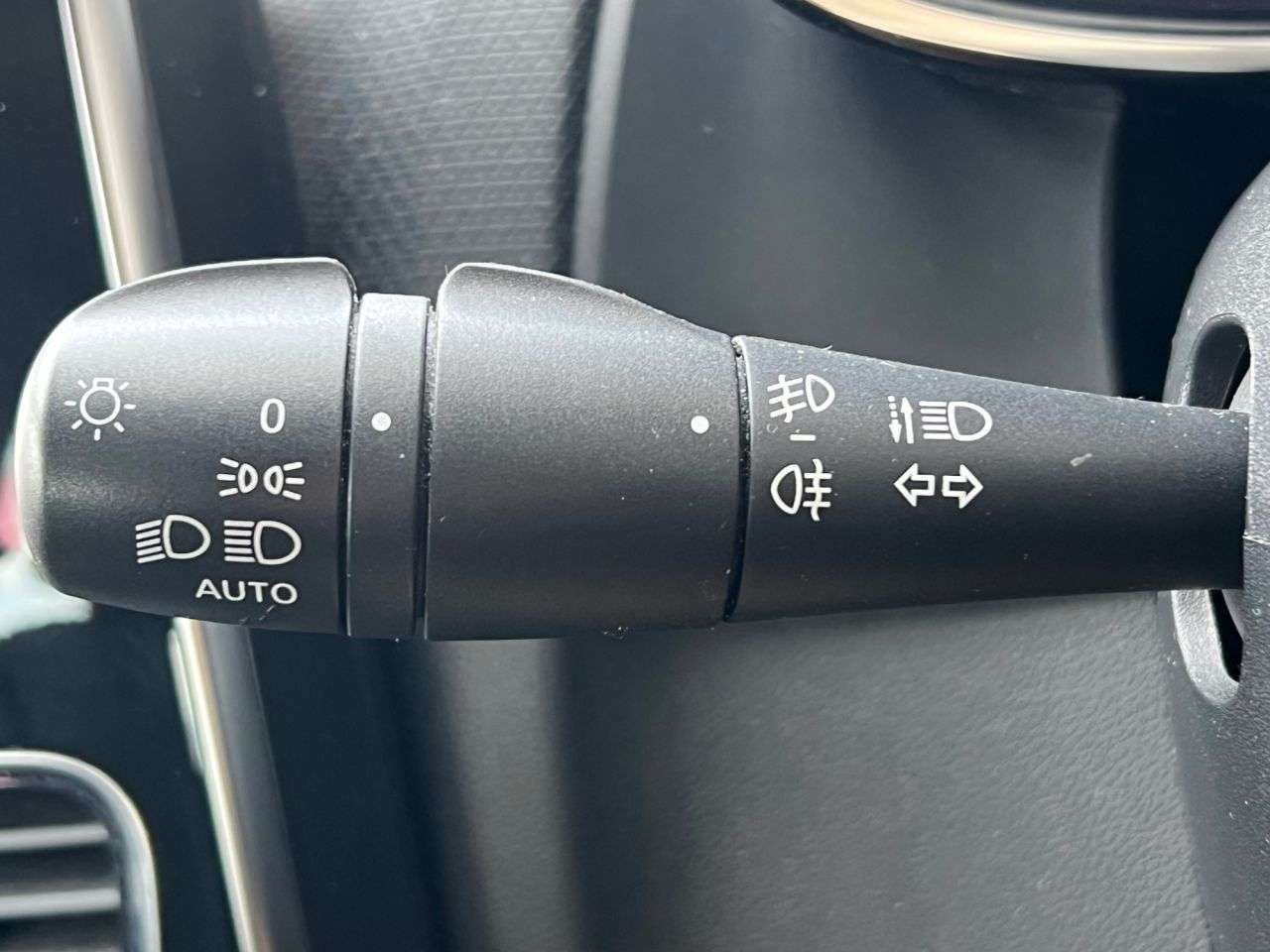 2018 RENAULT CLIO 2018 RENAULT CLIO