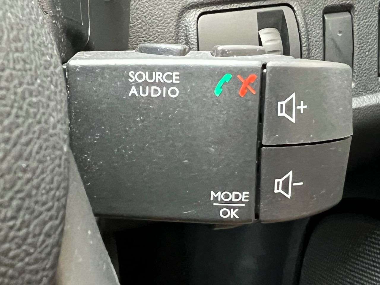 2018 RENAULT CLIO 2018 RENAULT CLIO