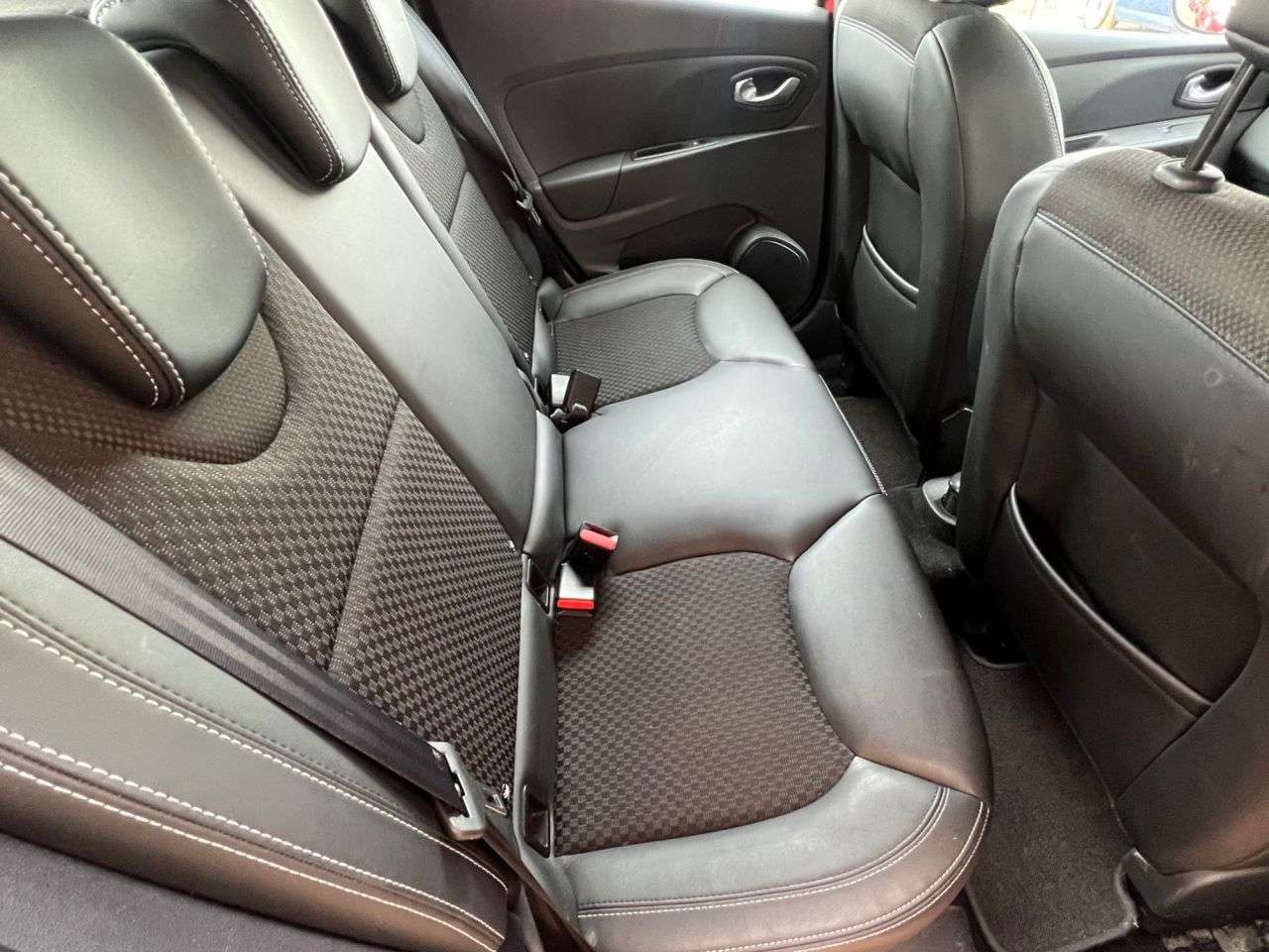 2018 RENAULT CLIO 2018 RENAULT CLIO