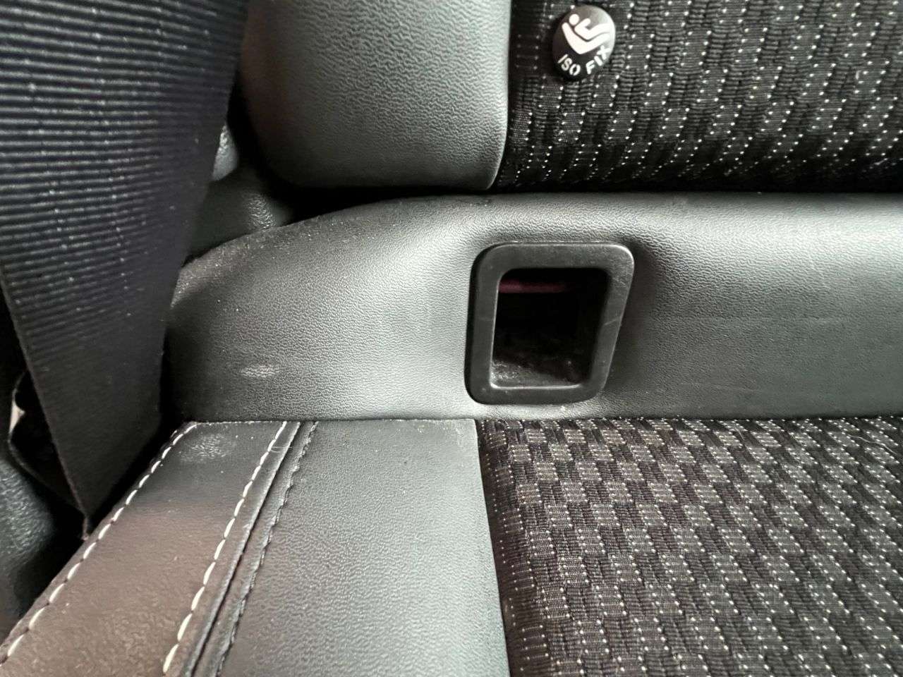 2018 RENAULT CLIO 2018 RENAULT CLIO