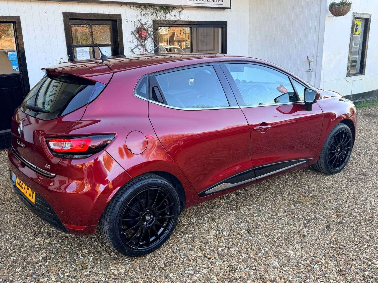 2018 RENAULT CLIO 2018 RENAULT CLIO