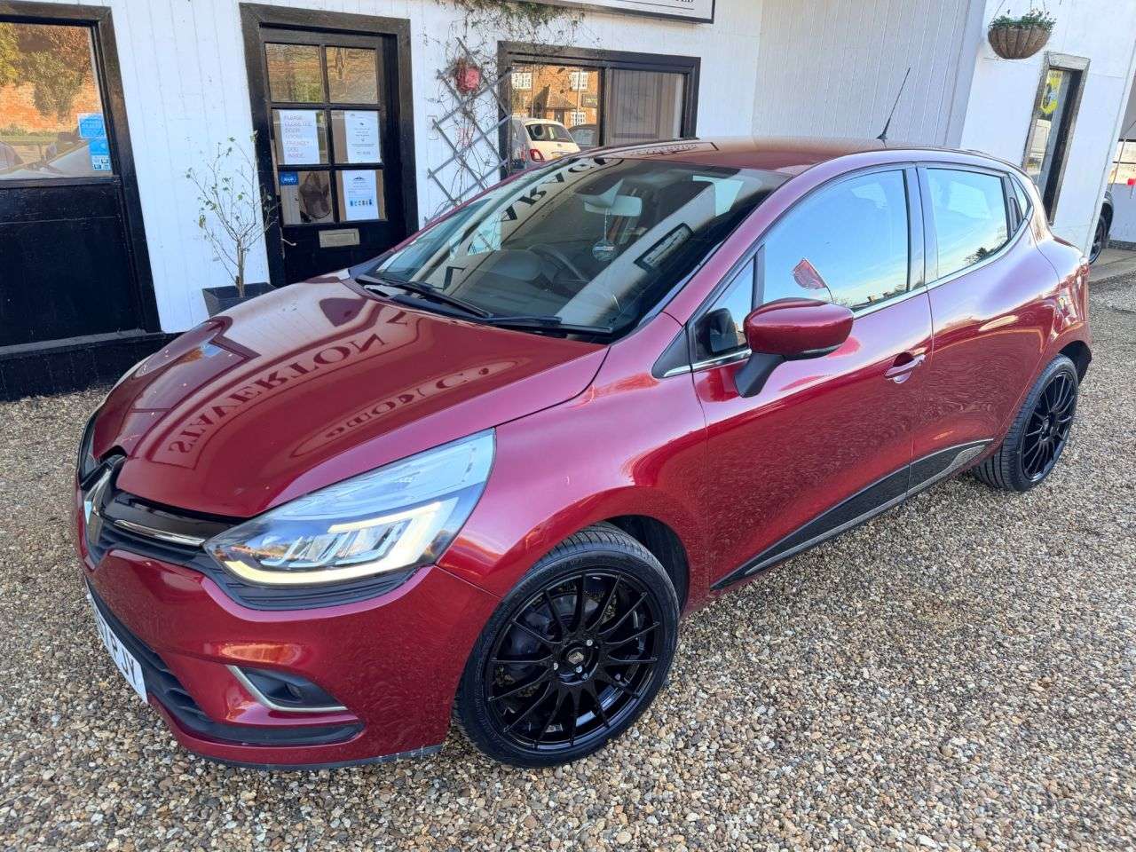 2018 RENAULT CLIO 2018 RENAULT CLIO