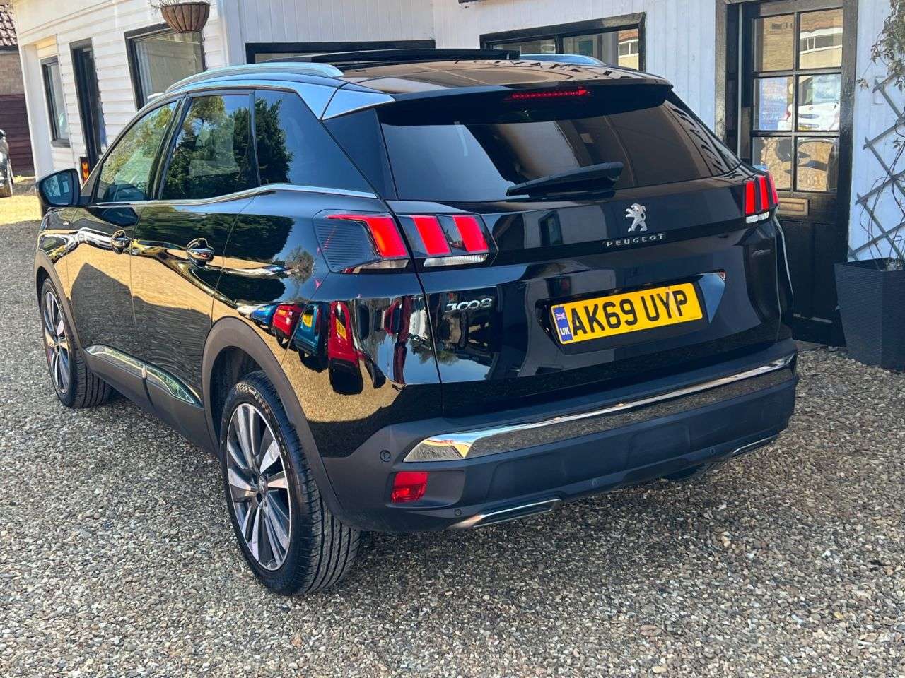 2020 PEUGEOT 3008 2020 PEUGEOT 3008