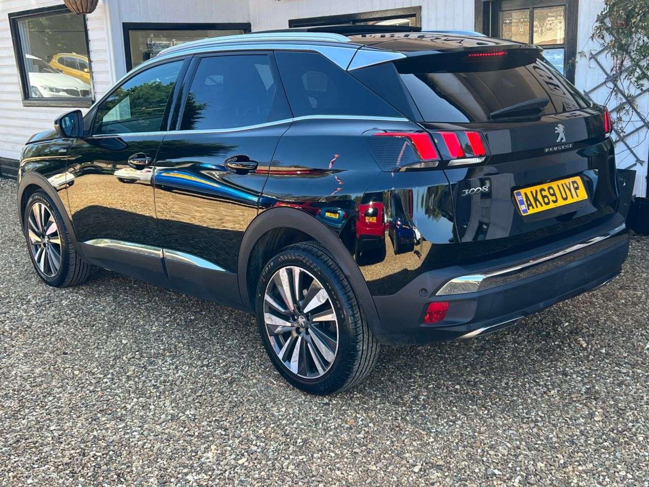 2020 PEUGEOT 3008 2020 PEUGEOT 3008