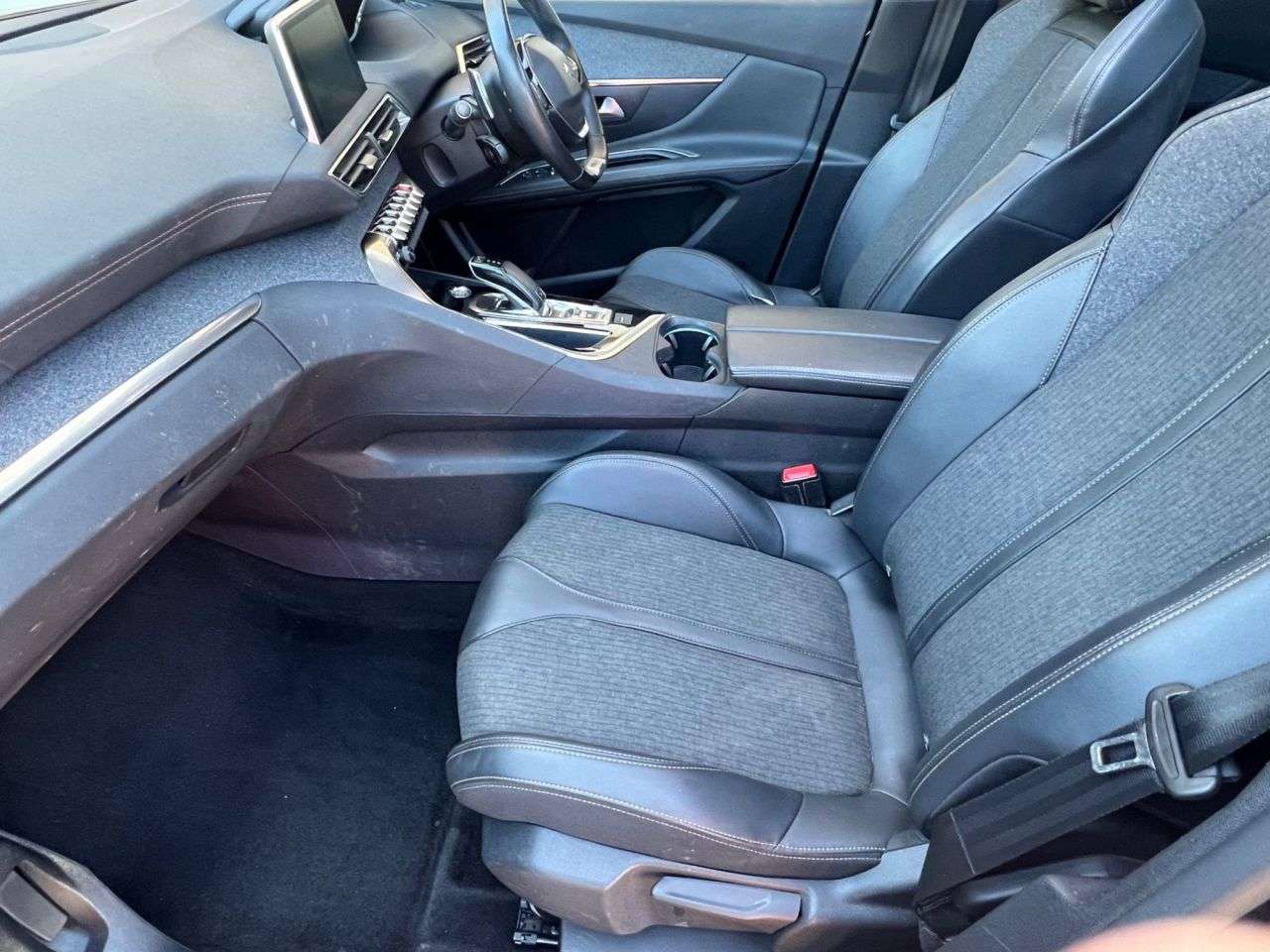 2020 PEUGEOT 3008 2020 PEUGEOT 3008