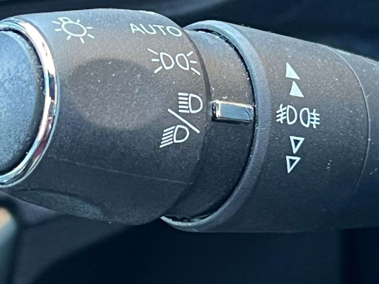 2020 PEUGEOT 3008 2020 PEUGEOT 3008