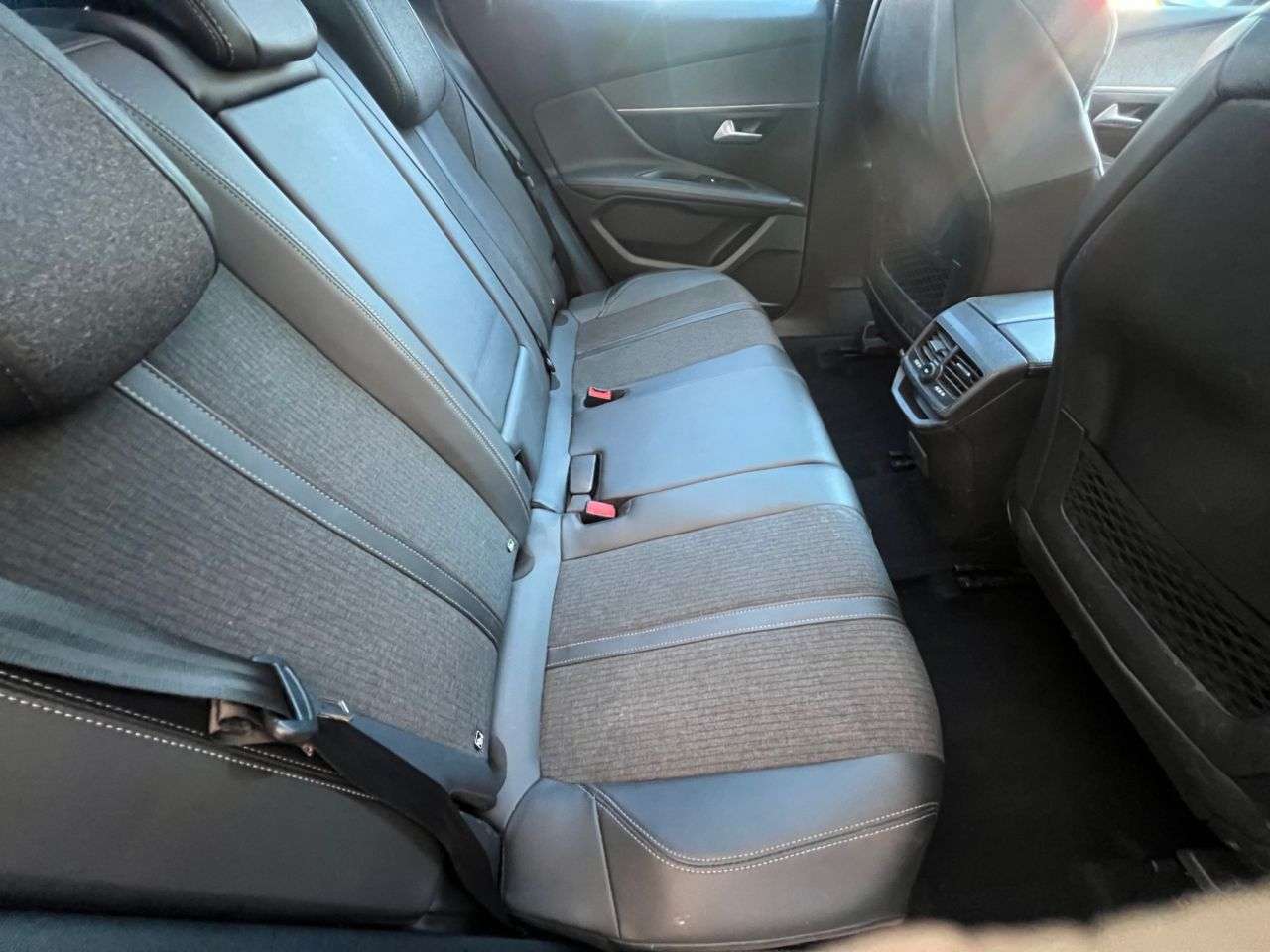 2020 PEUGEOT 3008 2020 PEUGEOT 3008