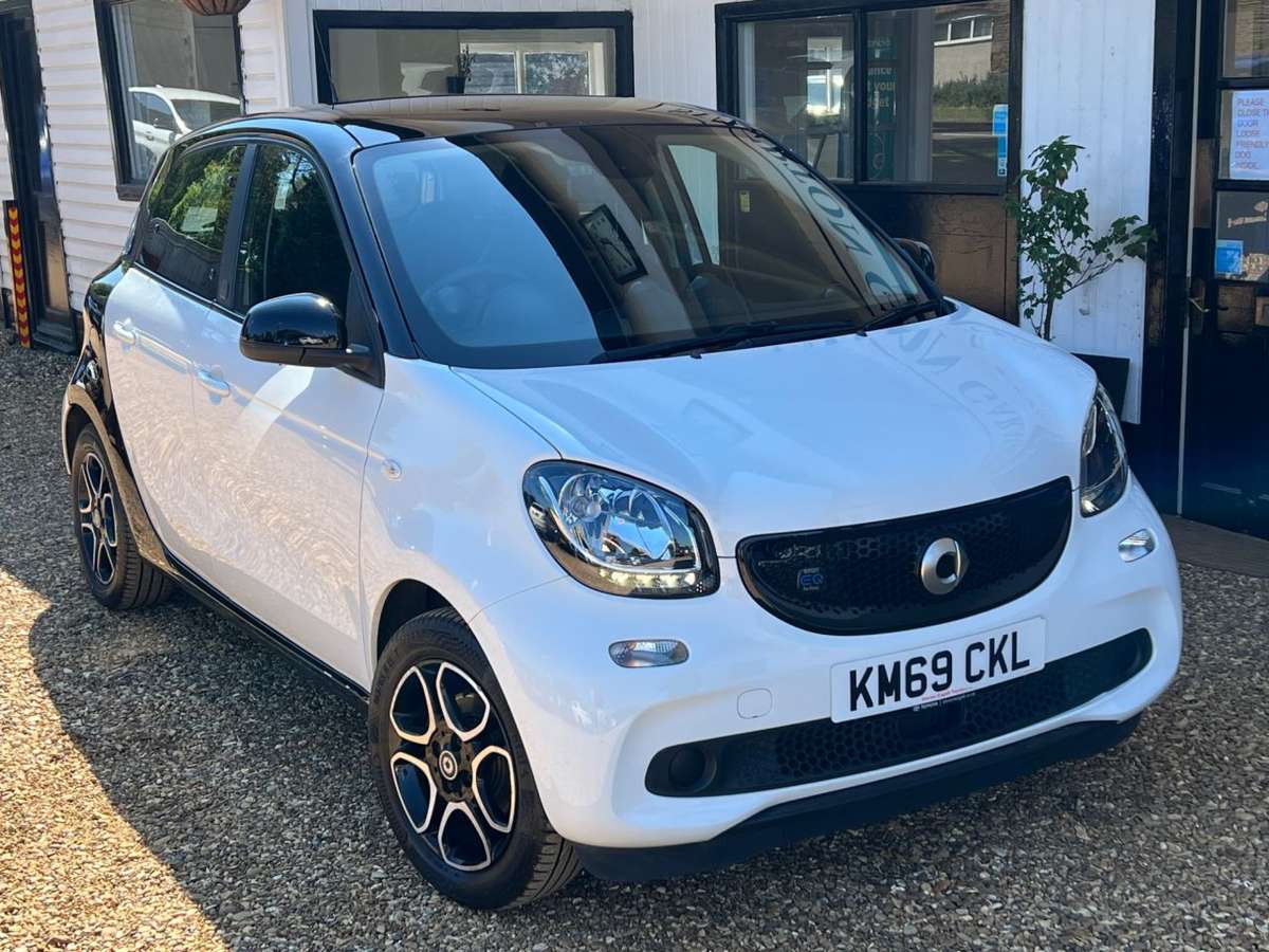 Check out this Smart Forfour 2019 Electric Automatic