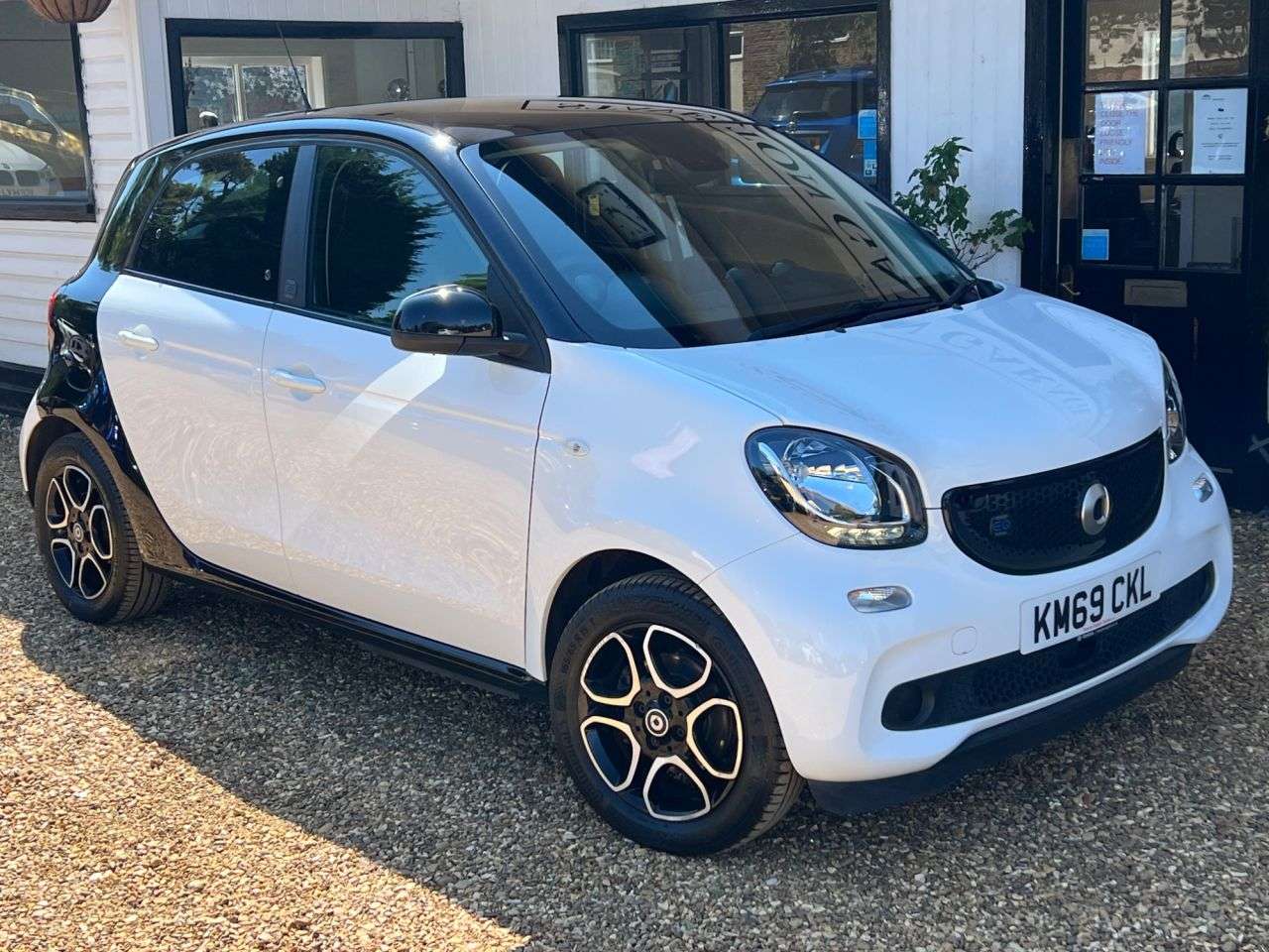 2019 SMART FORFOUR 2019 SMART FORFOUR