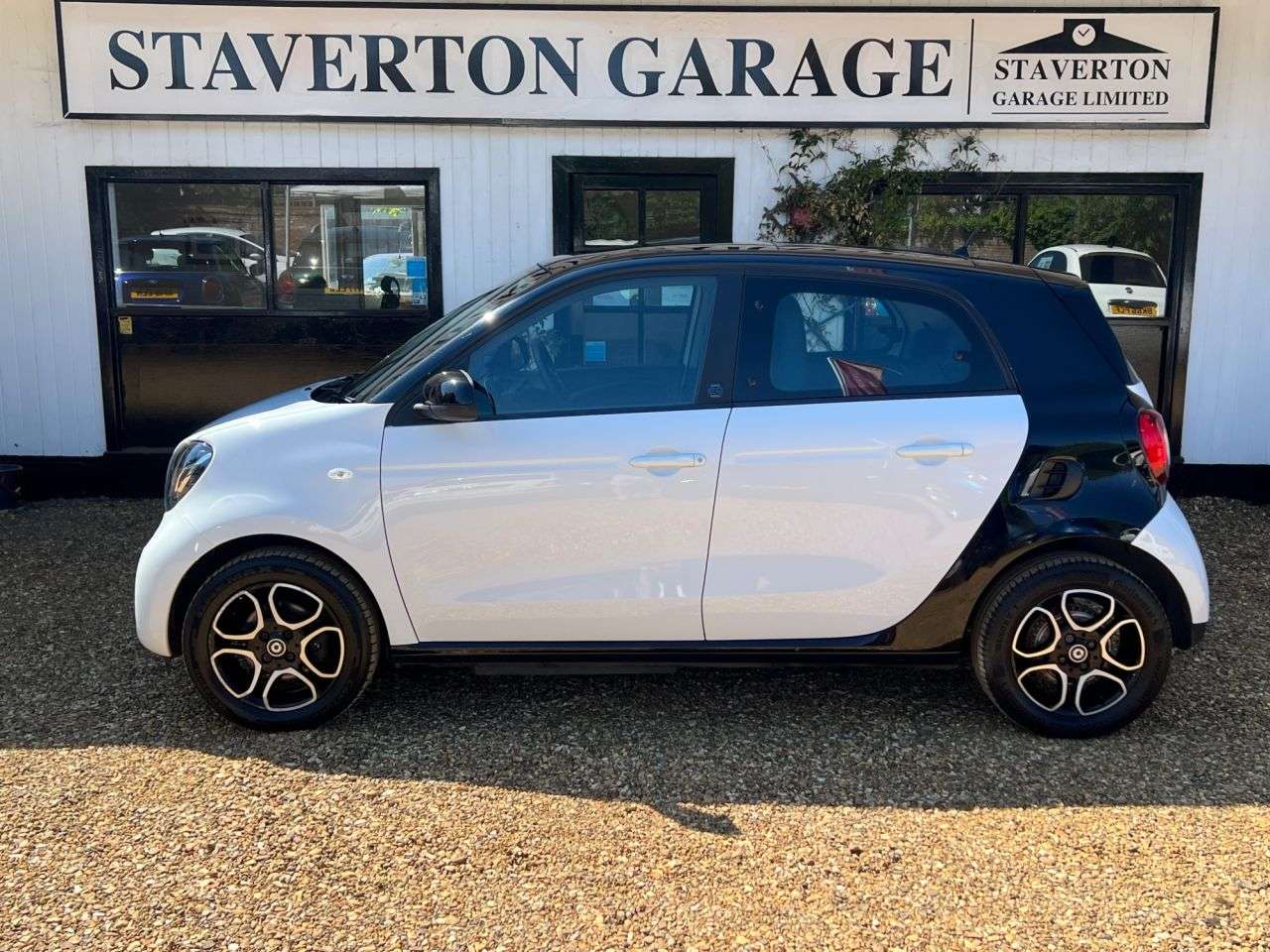 2019 SMART FORFOUR 2019 SMART FORFOUR