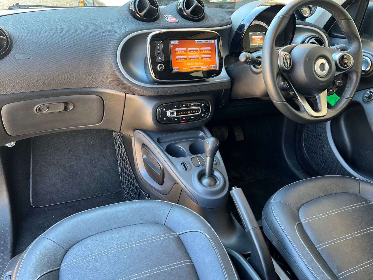 2019 SMART FORFOUR 2019 SMART FORFOUR