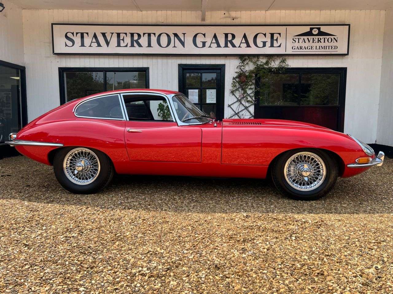 1965 JAGUAR E-TYPE 1965 JAGUAR E-TYPE