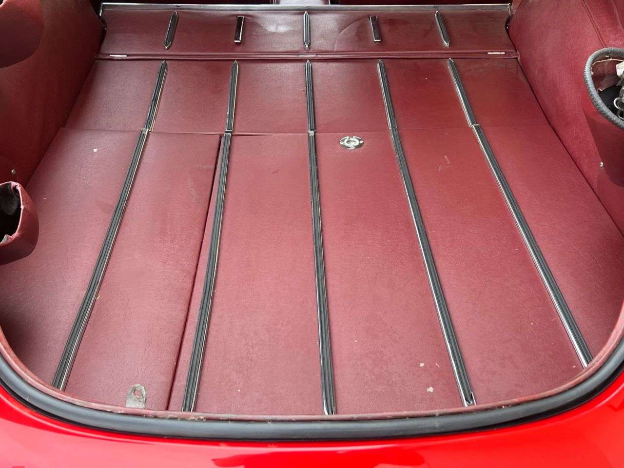 1965 JAGUAR E-TYPE 1965 JAGUAR E-TYPE