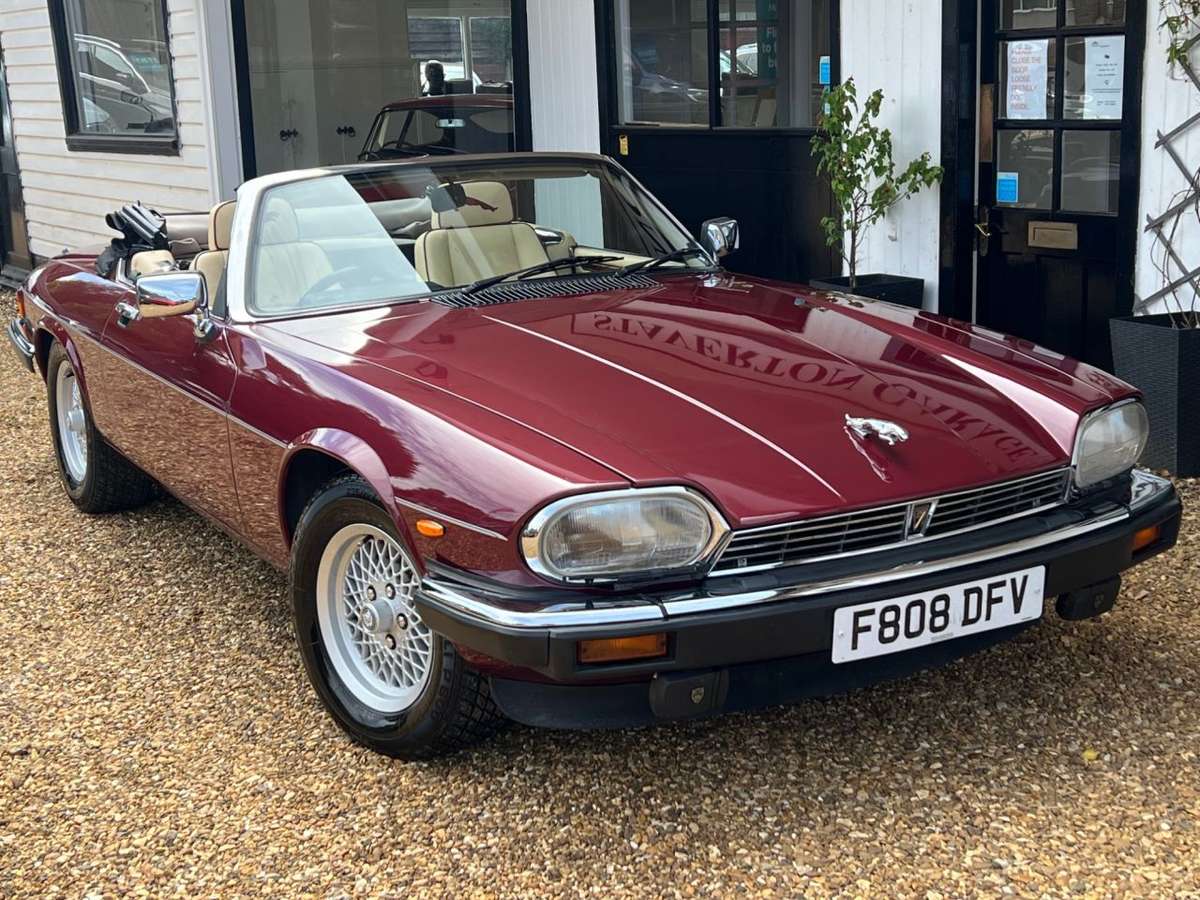 Check out this Jaguar Xjs 1989 Petrol Automatic