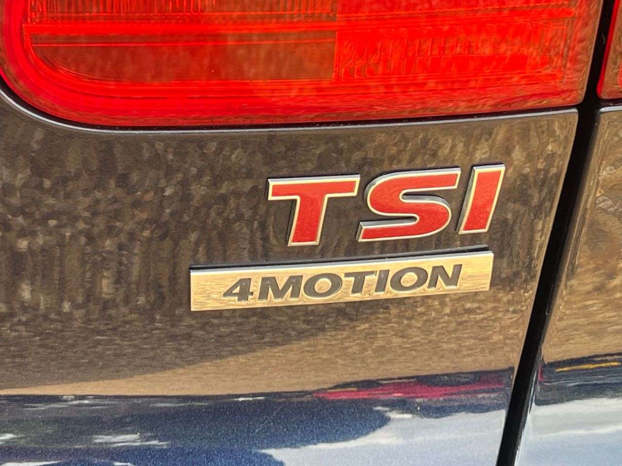 2015 VOLKSWAGEN TIGUAN 2015 VOLKSWAGEN TIGUAN