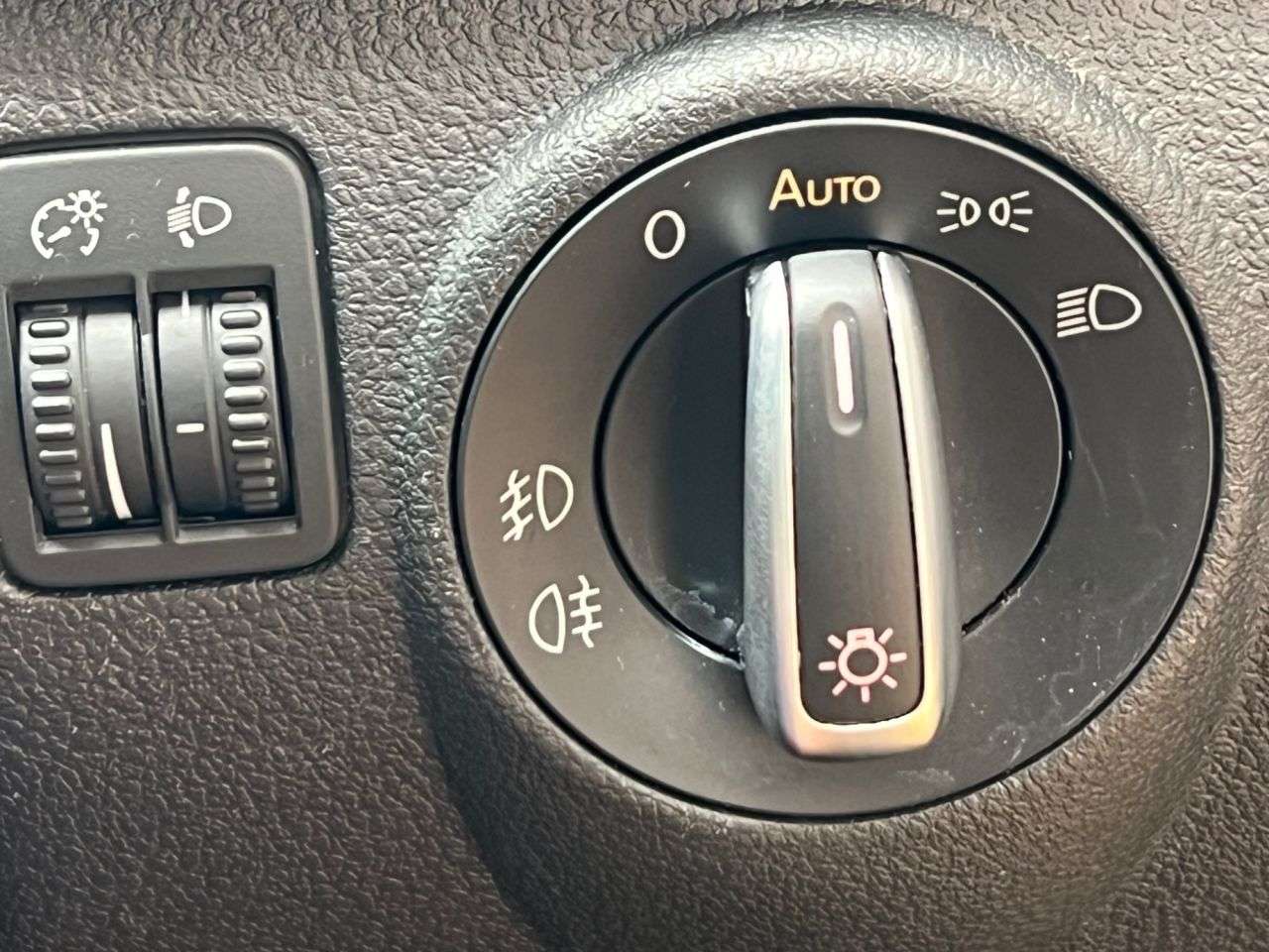 2015 VOLKSWAGEN TIGUAN 2015 VOLKSWAGEN TIGUAN