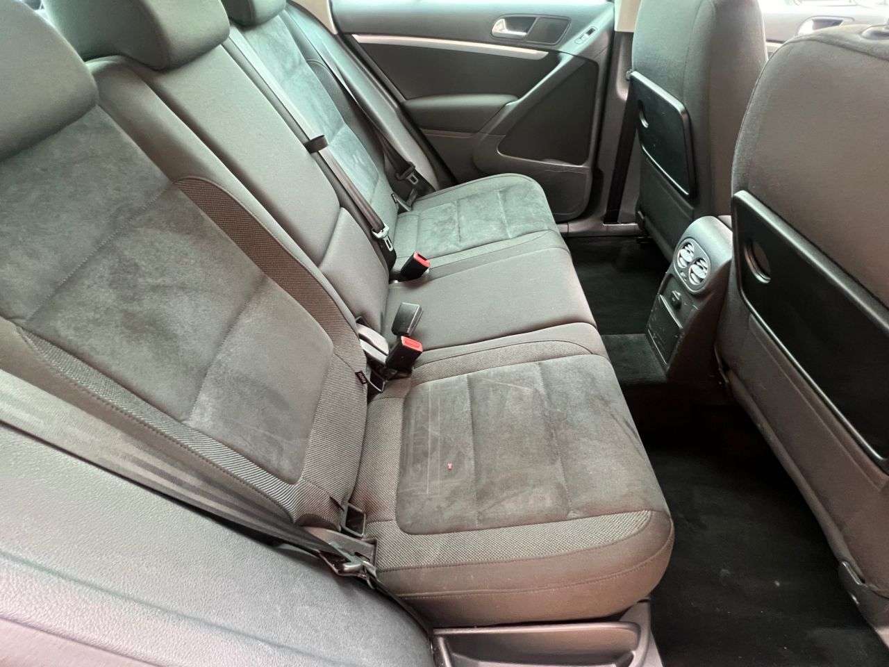 2015 VOLKSWAGEN TIGUAN 2015 VOLKSWAGEN TIGUAN