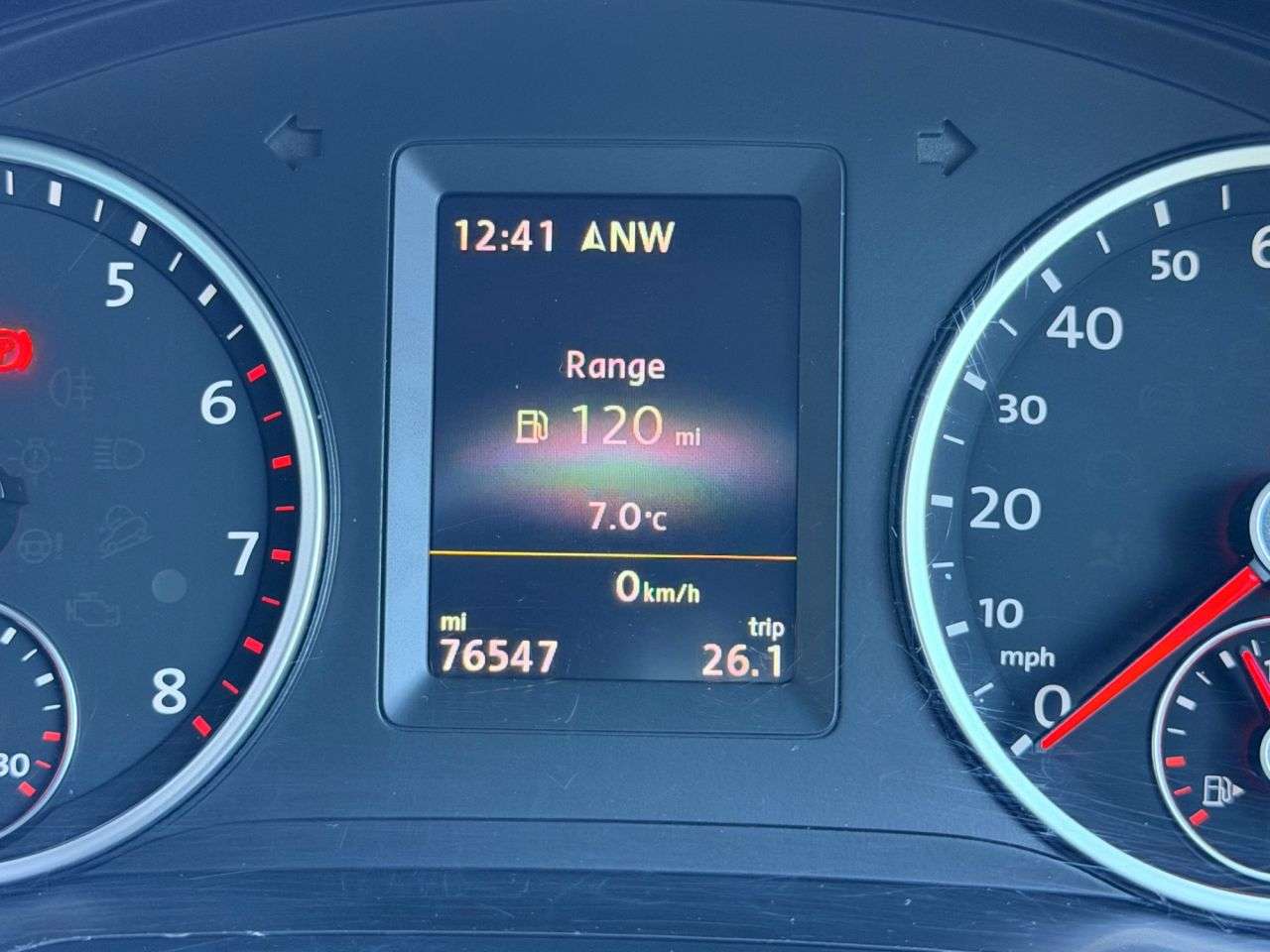 A 2015 VOLKSWAGEN TIGUAN 1.4 TSI Match SUV 5dr Petrol Manual 4WD Euro 5 (160 ps) A 2015 VOLKSWAGEN TIGUAN 1.4 TSI Match SUV 5dr Petrol Manual 4WD Euro 5 (160 ps)