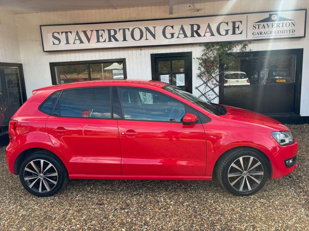 2013 VOLKSWAGEN POLO 2013 VOLKSWAGEN POLO