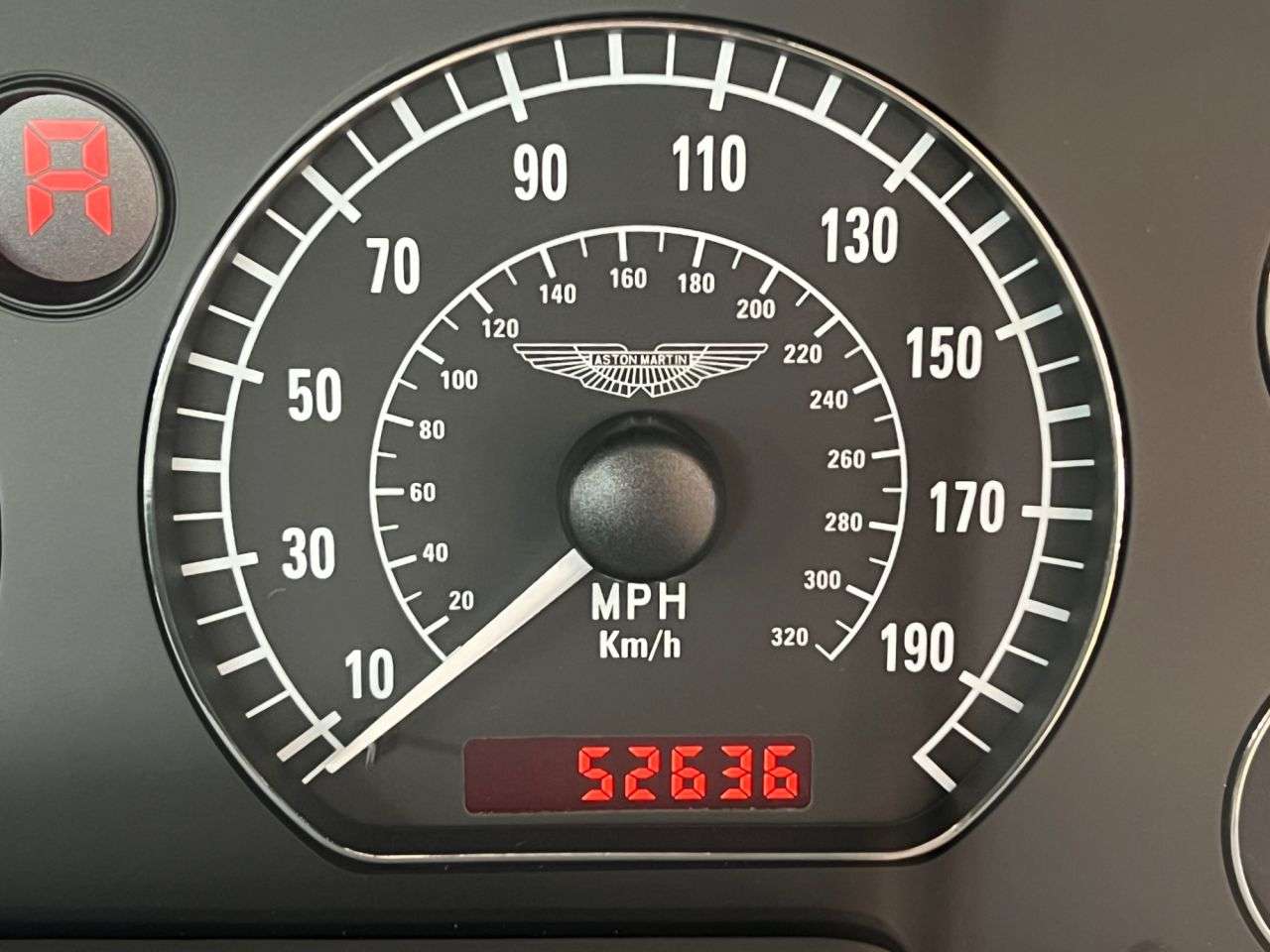 2002 ASTON MARTIN DB7 2002 ASTON MARTIN DB7