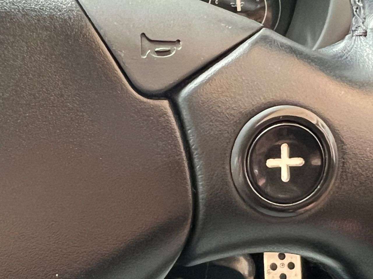 2002 ASTON MARTIN DB7 2002 ASTON MARTIN DB7