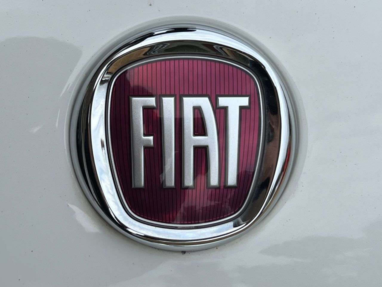 2018 FIAT 500 2018 FIAT 500