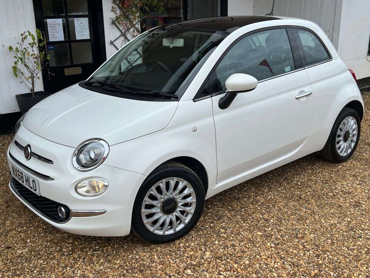 2018 FIAT 500 2018 FIAT 500