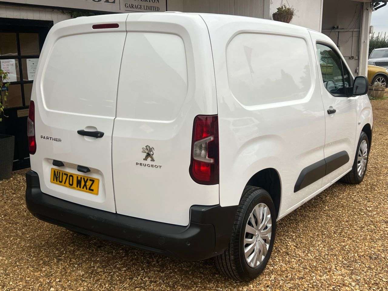 2020 PEUGEOT PARTNER 2020 PEUGEOT PARTNER