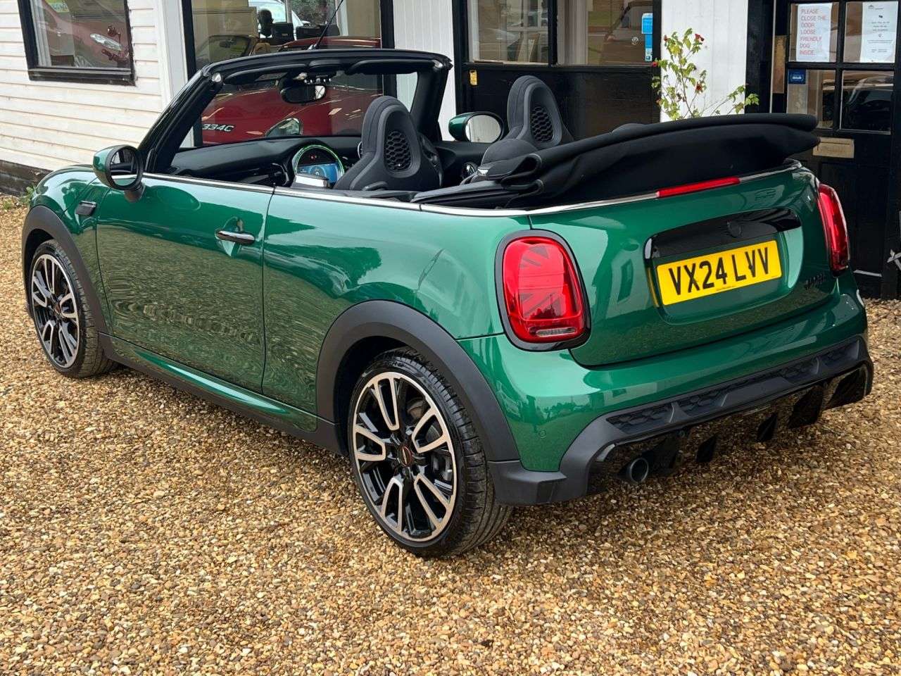 2024 MINI CONVERTIBLE 2024 MINI CONVERTIBLE