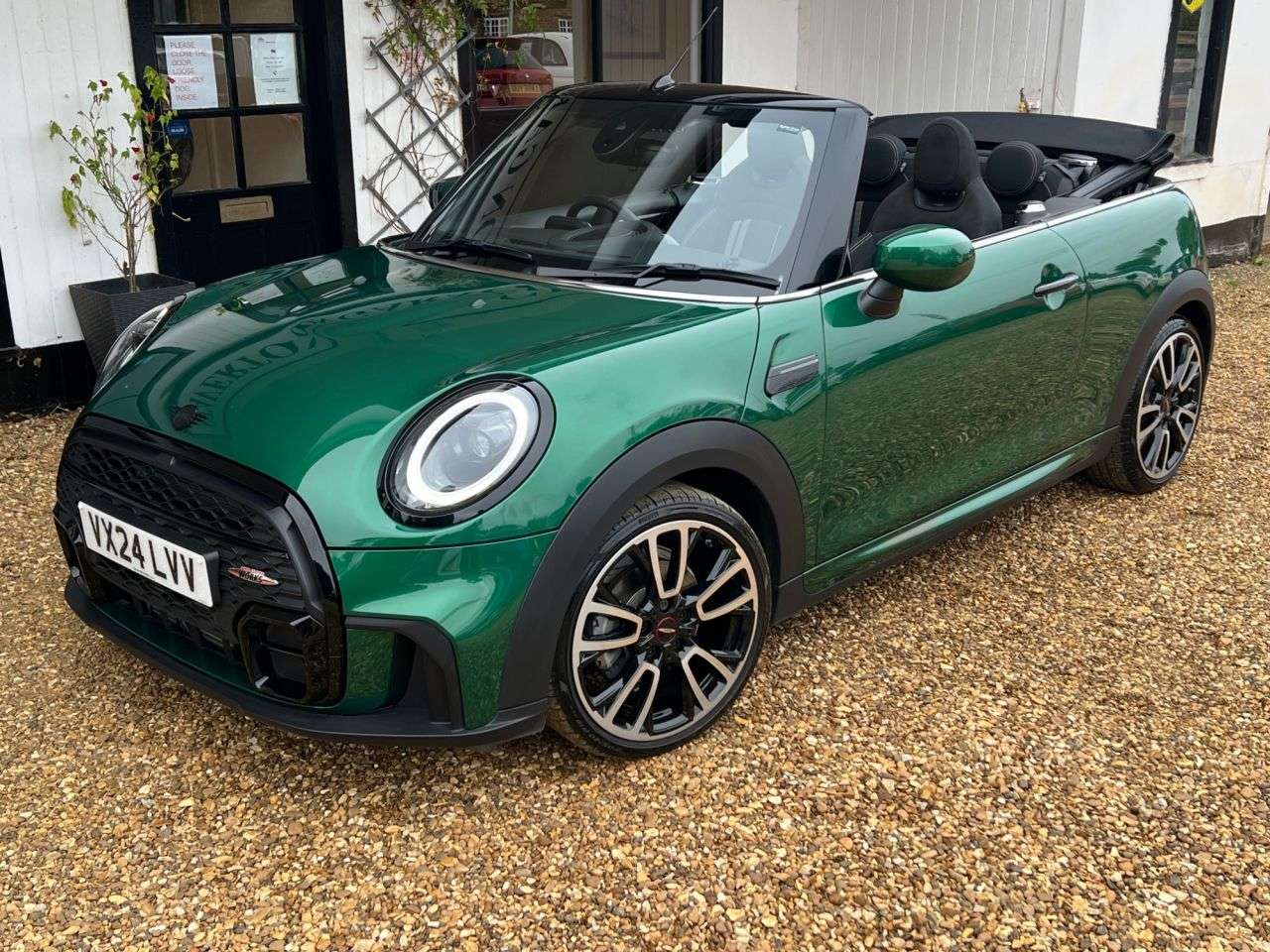 2024 MINI CONVERTIBLE 2024 MINI CONVERTIBLE