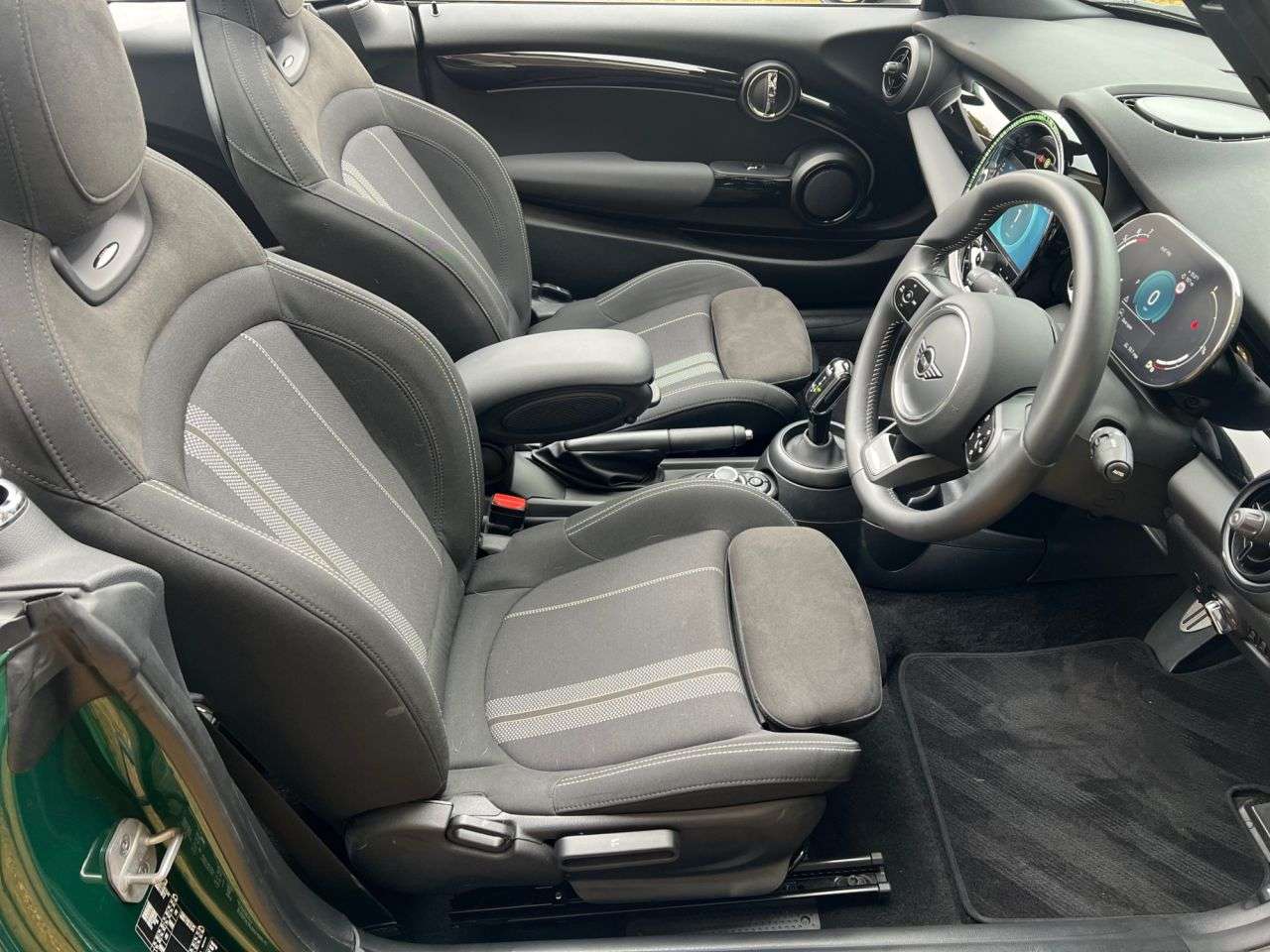 2024 MINI CONVERTIBLE 2024 MINI CONVERTIBLE