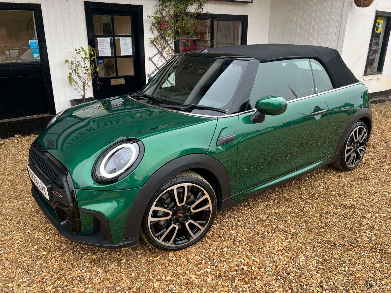 2024 MINI CONVERTIBLE 2024 MINI CONVERTIBLE