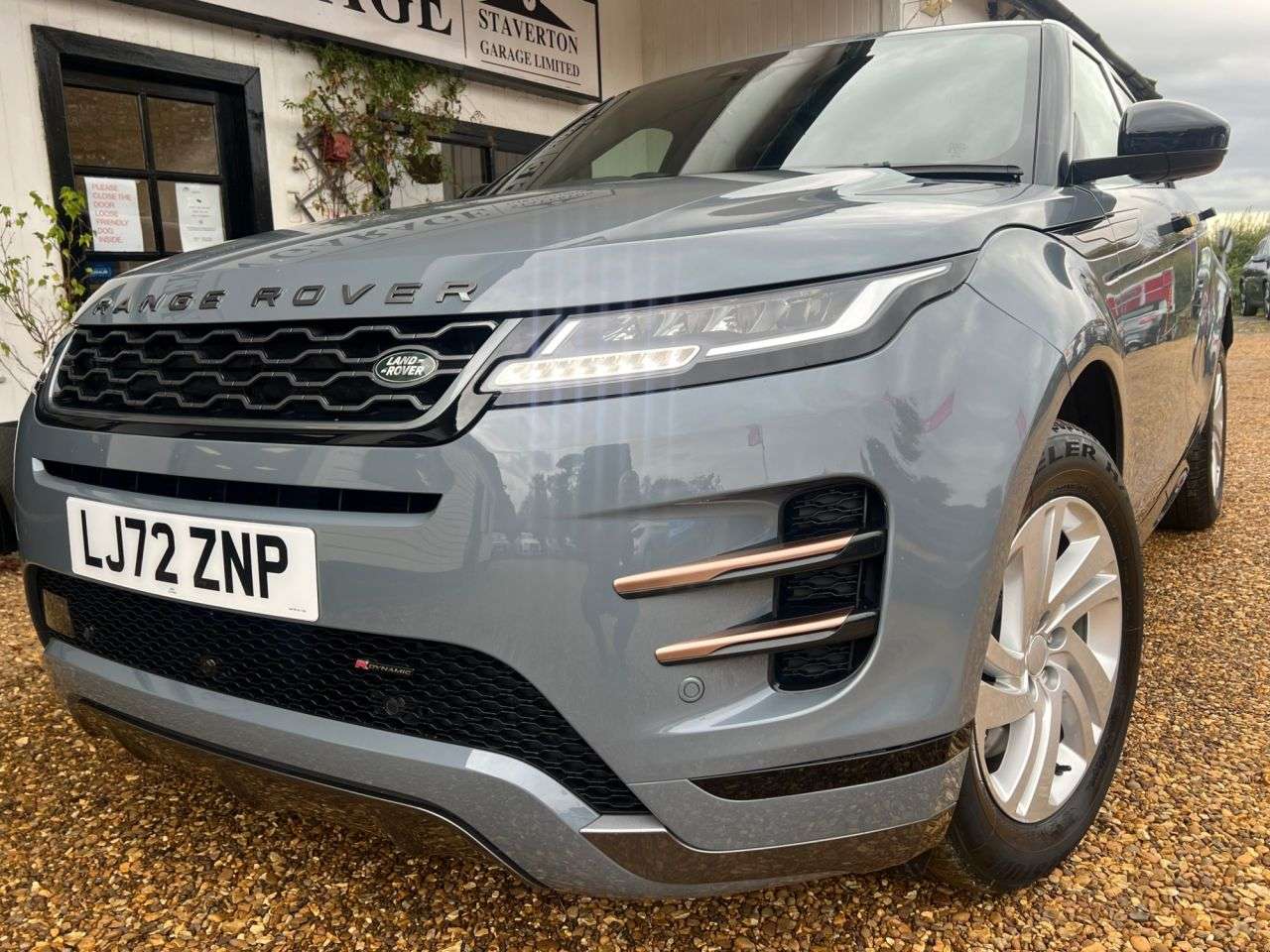 2022 LAND ROVER RANGE ROVER EVOQUE 2022 LAND ROVER RANGE ROVER EVOQUE