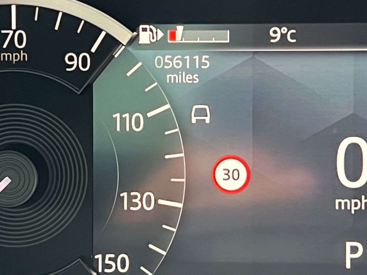 A 2022 LAND ROVER RANGE ROVER EVOQUE 2.0 D200 MHEV R-Dynamic S SUV 5dr Diesel Auto 4WD Euro 6 (s/s) (204 ps) A 2022 LAND ROVER RANGE ROVER EVOQUE 2.0 D200 MHEV R-Dynamic S SUV 5dr Diesel Auto 4WD Euro 6 (s/s) (204 ps)