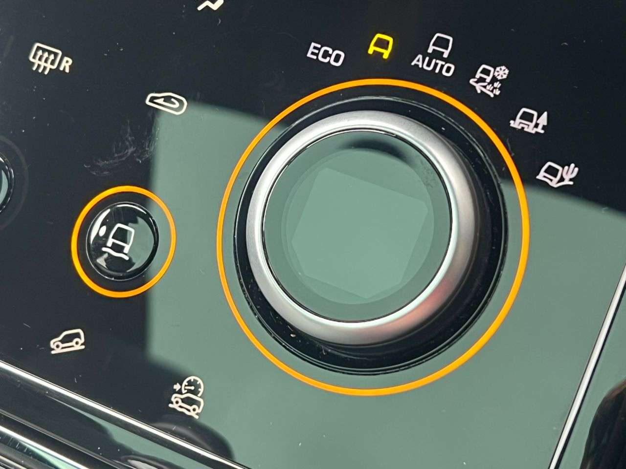 2022 LAND ROVER RANGE ROVER EVOQUE 2022 LAND ROVER RANGE ROVER EVOQUE