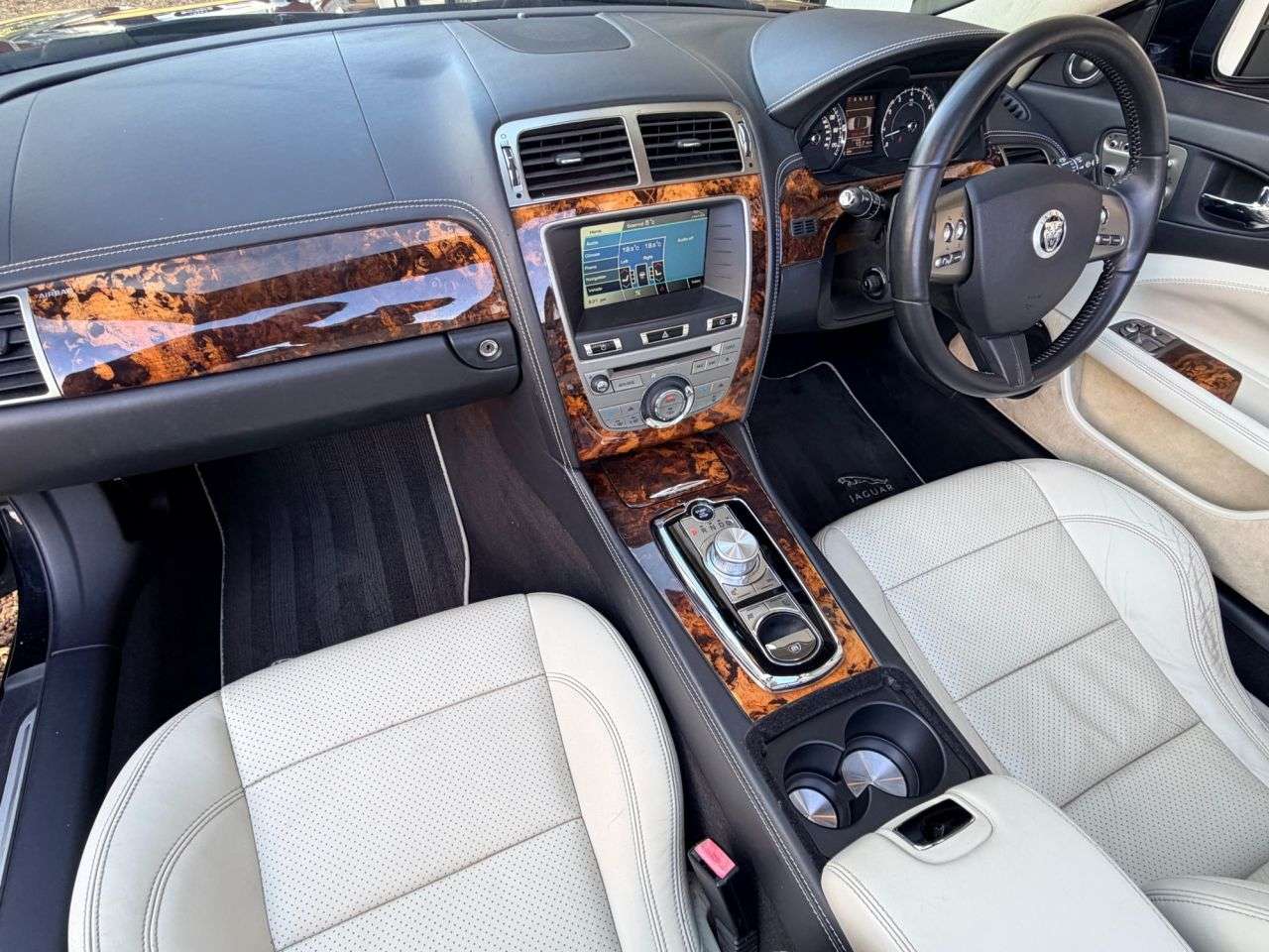 2010 JAGUAR XK 2010 JAGUAR XK