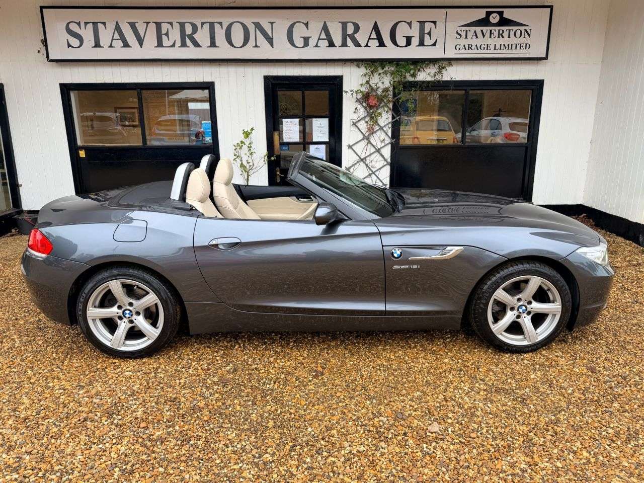 2013 BMW Z4 2013 BMW Z4
