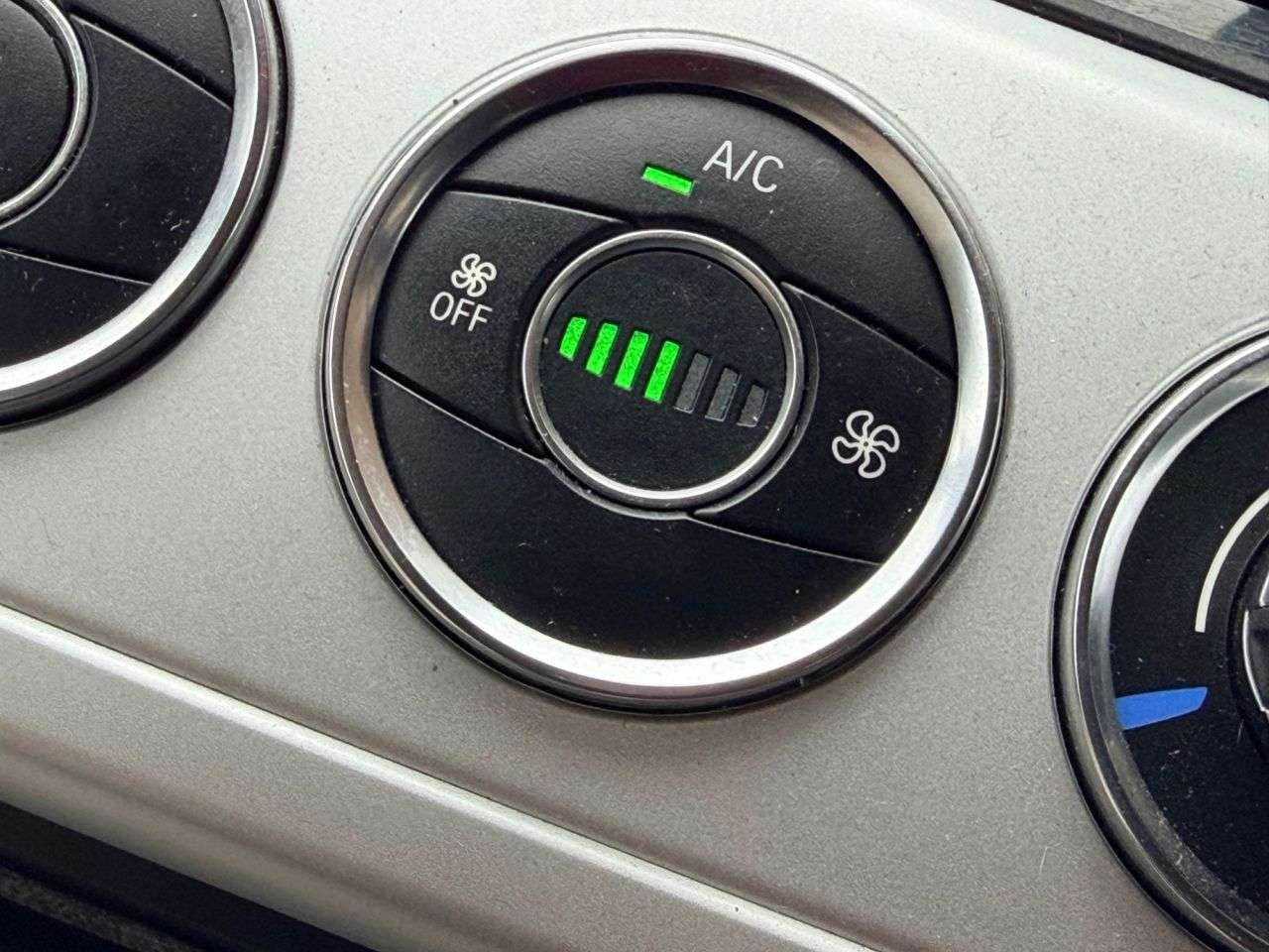 2013 BMW Z4 2013 BMW Z4