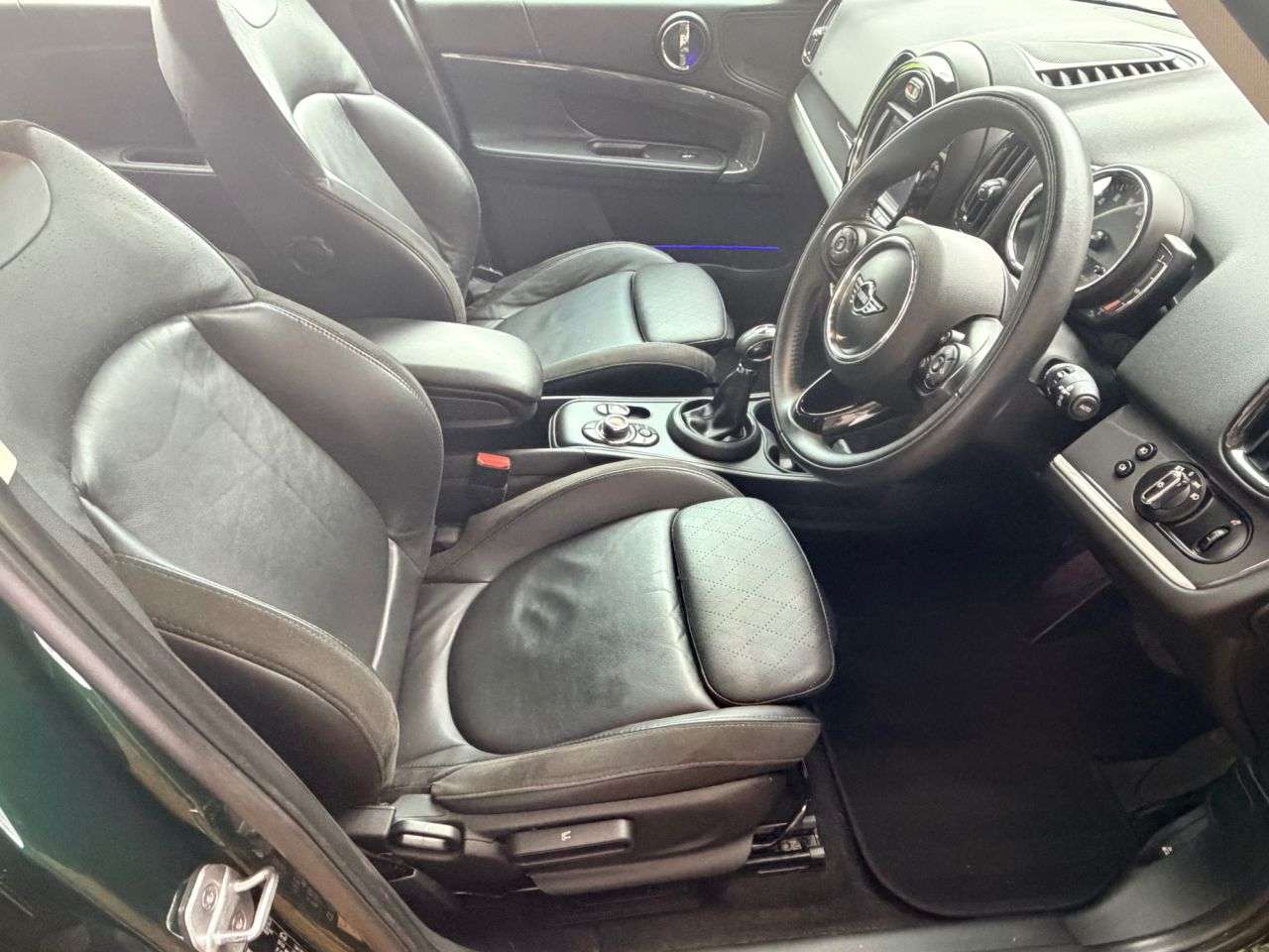 2018 MINI COUNTRYMAN 2018 MINI COUNTRYMAN