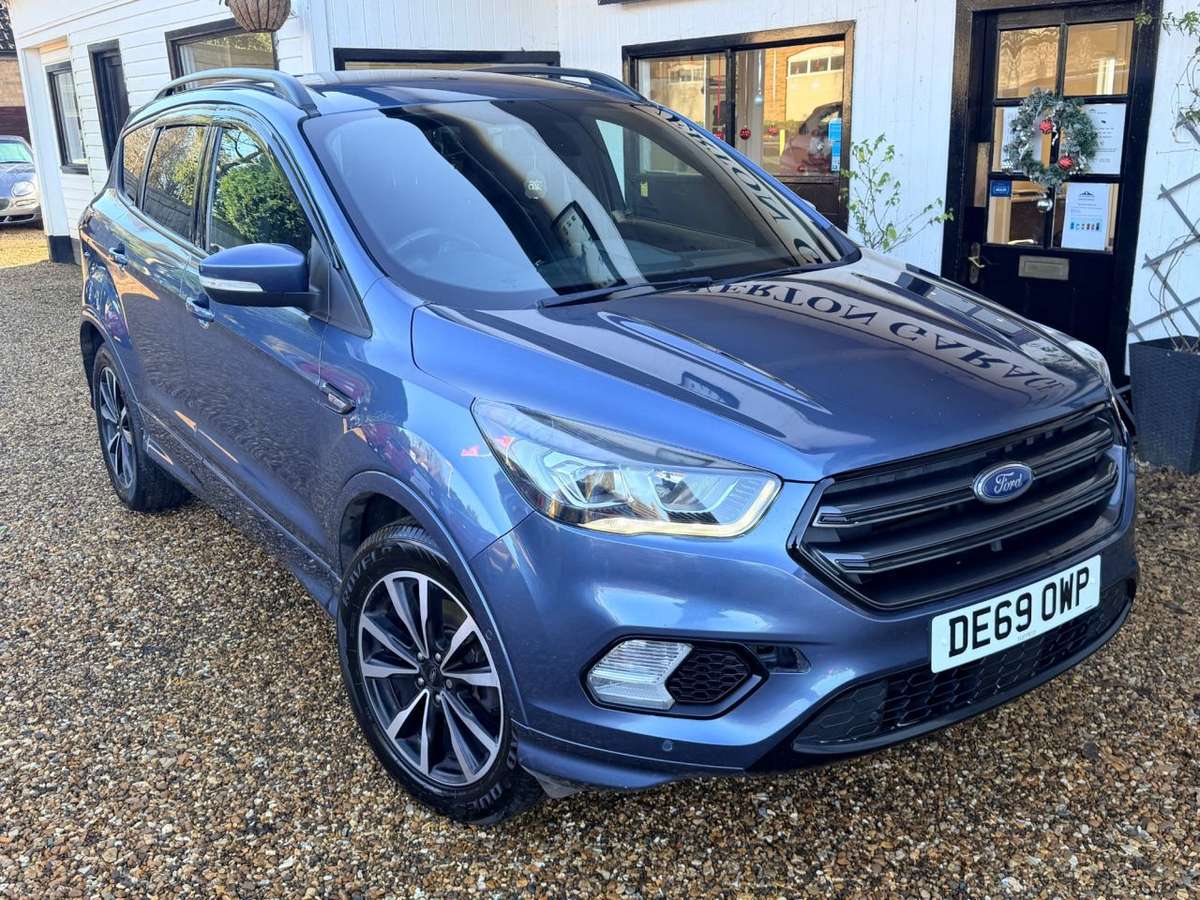 Check out this Ford Kuga 2020 Diesel Manual